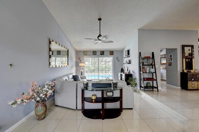 9742 Richmond Cir, Boca Raton, FL 33434 - photo 4