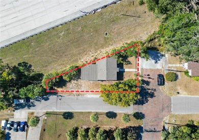 Unique Pie Shaped Lot