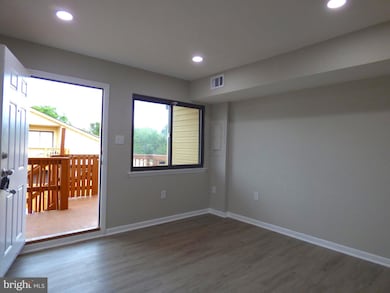 8420 Huerta Ct unit 162, Alexandria, VA 22309 - photo 5