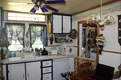 132 S Summit St, Wheaton, IL 60187 - photo 2