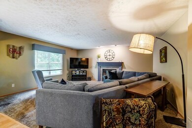 8251 Coldharbor Blvd, Lewis Center, OH 43035 - photo 7