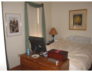 2A Baldwin Place unit 5, Boston, MA 02113 - photo 3