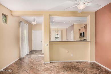 17102 W Saguaro Ln, Surprise, AZ 85388 - photo 7