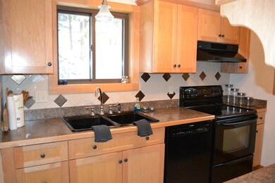 1299 Quechee Main St unit E, Hartford, VT 05001 - photo 5