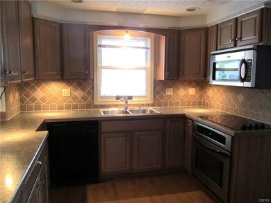 UNDER CABINET LIGHTING