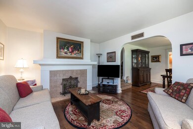 27 E Rively Ave, Aldan, PA 19018 - photo 6