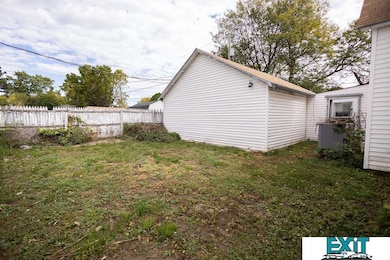 405 E 12th St, Lexington, NE 68850 - photo 4