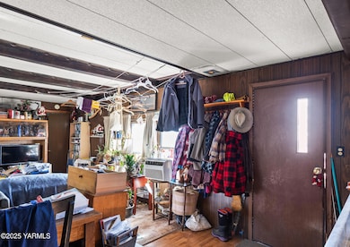 18901 Tieton Dr, Yakima, WA 98908 - photo 6