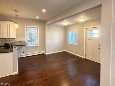 11 Garfield Rd, Parsippany, NJ 07054 - photo 7