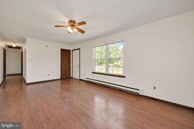260 W Chestnut St, Clayton, NJ 08312 - photo 4