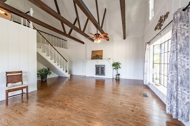 716 Dairy Ln, Alvarado, TX 76009 - photo 4