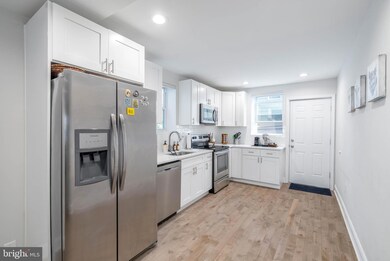1419 S Ringgold St, Philadelphia, PA 19146 - photo 3