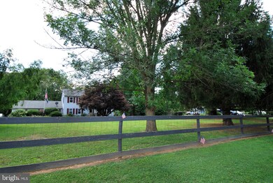 157 Long Ln, Kirkwood, PA 17536 - photo 2