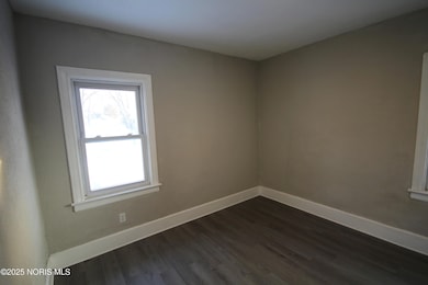 2547 Greenbriar Rd, Toledo, OH 43607 - photo 6