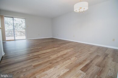 18240 Paladin Dr, Olney, MD 20832 - photo 5