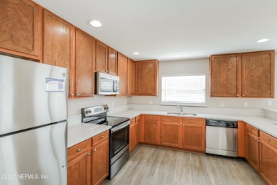 683 Southland Ln, Orange Park, FL 32065 - photo 7