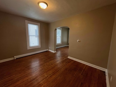 659 4th St E, Saint Paul, MN 55106 - photo 3