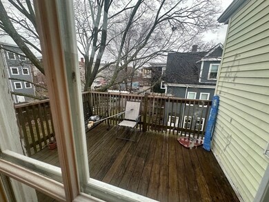 50 Derby St unit 3, Somerville, MA 02145 - photo 4