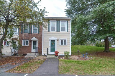 84 Shelburne Rd, MerriMacK, NH 03054 - photo 2