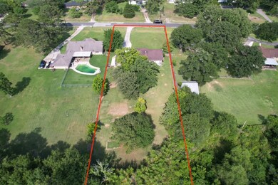 12903 Shady Ln, Old River-Winfree, TX 77535 - photo 4