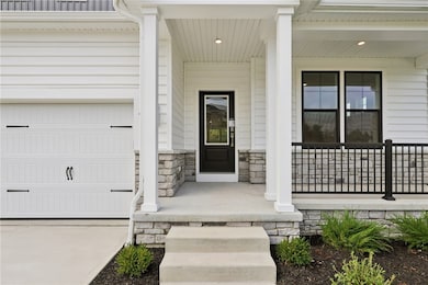 410 Barons Ct, Peters Township, PA 15637 - photo 2