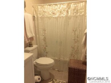 En Suite Master Bathroom 1