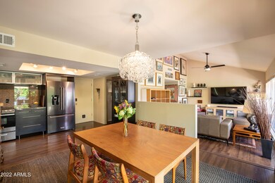 1242 E Royal Palm Cir, Phoenix, AZ 85020 - photo 7