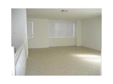 590 Amador Ln unit 2037, West Palm Beach, FL 33401 - photo 2