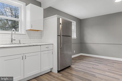 339 S 27th St, Camden, NJ 08105 - photo 7