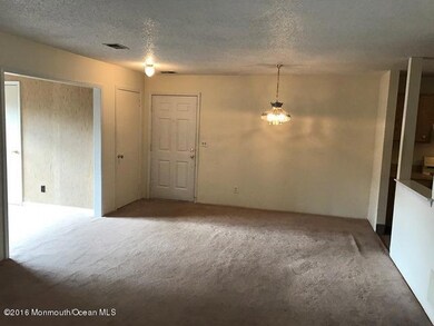 6 Portland Ct unit 6, Freehold, NJ 07728 - photo 3