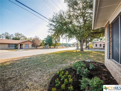 683 Gruene Rd, New Braunfels, TX 78130 - photo 3