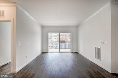 9430 Silver King Ct unit 210, Fairfax, VA 22031 - photo 3