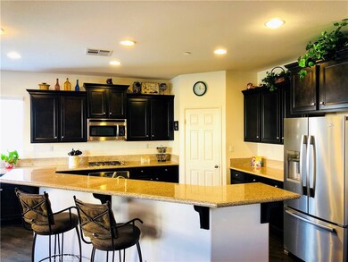 5455 N Pinnacle Ln, San Bernardino, CA 92407 - photo 4