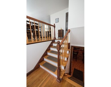220 Raven Rd, Lowell, MA 01852 - photo 4
