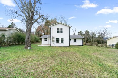 2703 Shellmound Rd-5