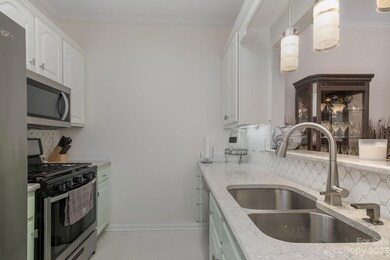 1508 Forest Park Dr unit 1508, Statesville, NC 28677 - photo 5