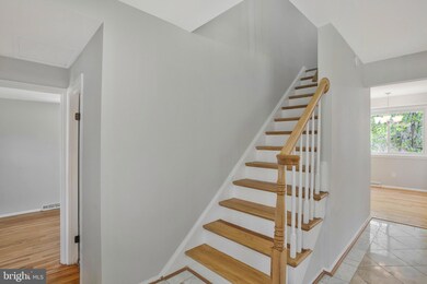 13402 Colwyn Rd, Fort Washington, MD 20744 - photo 5