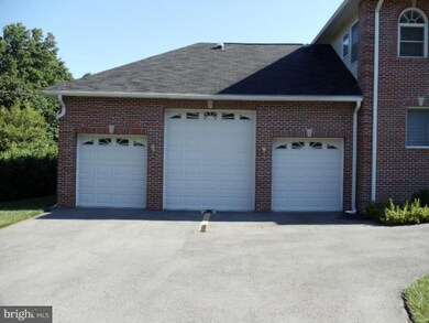 3018 Greencastle Rd, Burtonsville, MD 20866 - photo 7