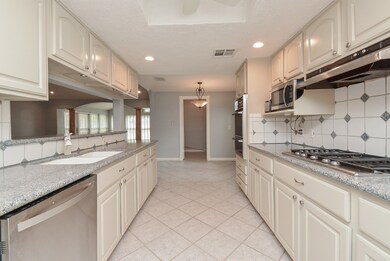 7210 Jadewood Dr, Houston, TX 77088 - photo 7