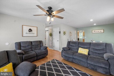 511 Morrison Dr, Woodstock, VA 22664 - photo 7