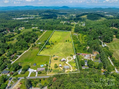 529 Pace Rd, Hendersonville, NC 28792 - photo 4