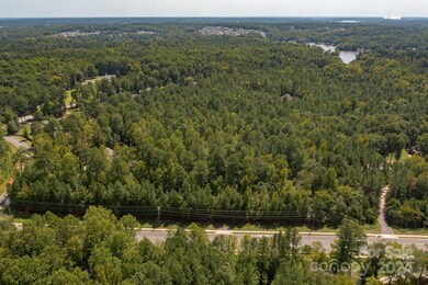 700 Pole Branch Rd, Clover, SC 29710 - photo 2