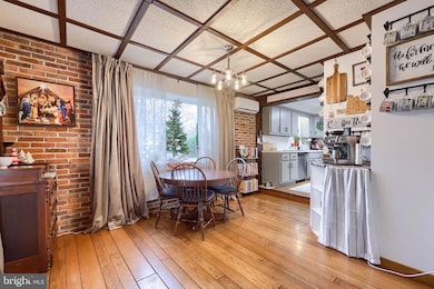 39 N Maple Ave, Leola, PA 17540 - photo 5