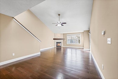 2521 Pembrook Point, Champaign, IL 61821 - photo 6