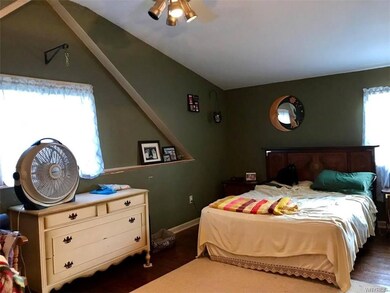 1222 Vanderbilt Ave, Niagara Falls, NY 14305 - photo 5