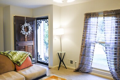 6911 Roseborough Ct, Louisville, KY 40228 - photo 6