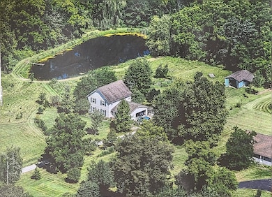 5665 W Phillips Rd, Three Oaks, MI 49128 - photo 2