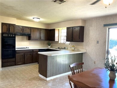 360 Courville Dr, Luling, LA 70070 - photo 3