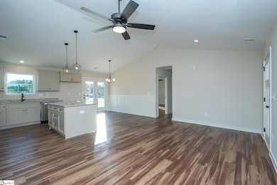 25 Simpson Creek Rd, Laurens, SC 29360 - photo 6