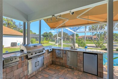 Huge Propane Gas Grill, Multiple Premier Gas Burne